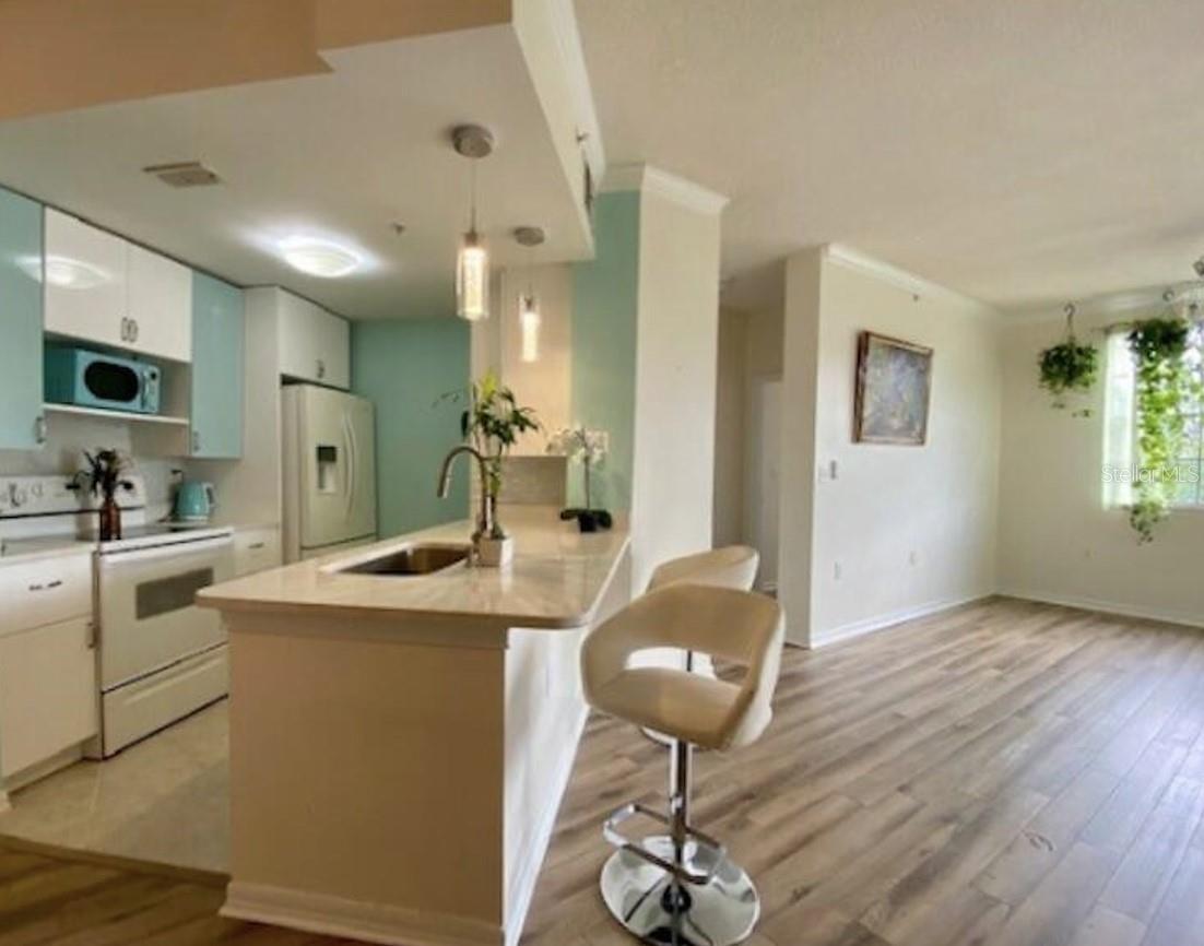 5601 BENTGRASS DRIVE 10-301