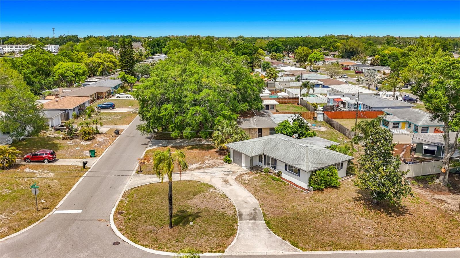 SUNSHINE GROVES - Residential