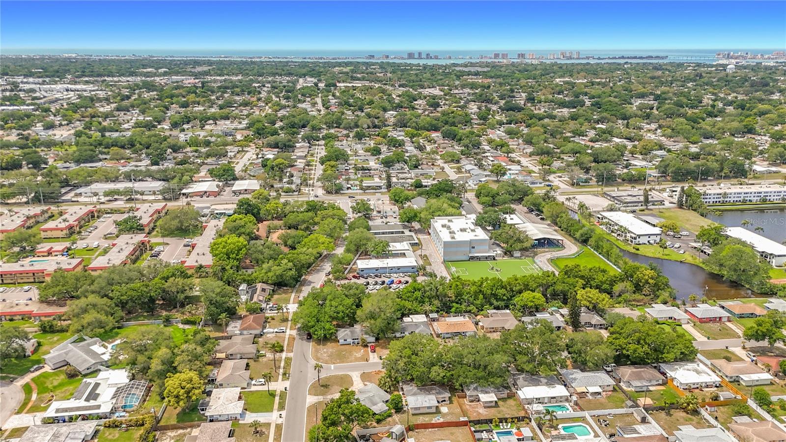 SUNSHINE GROVES - Residential