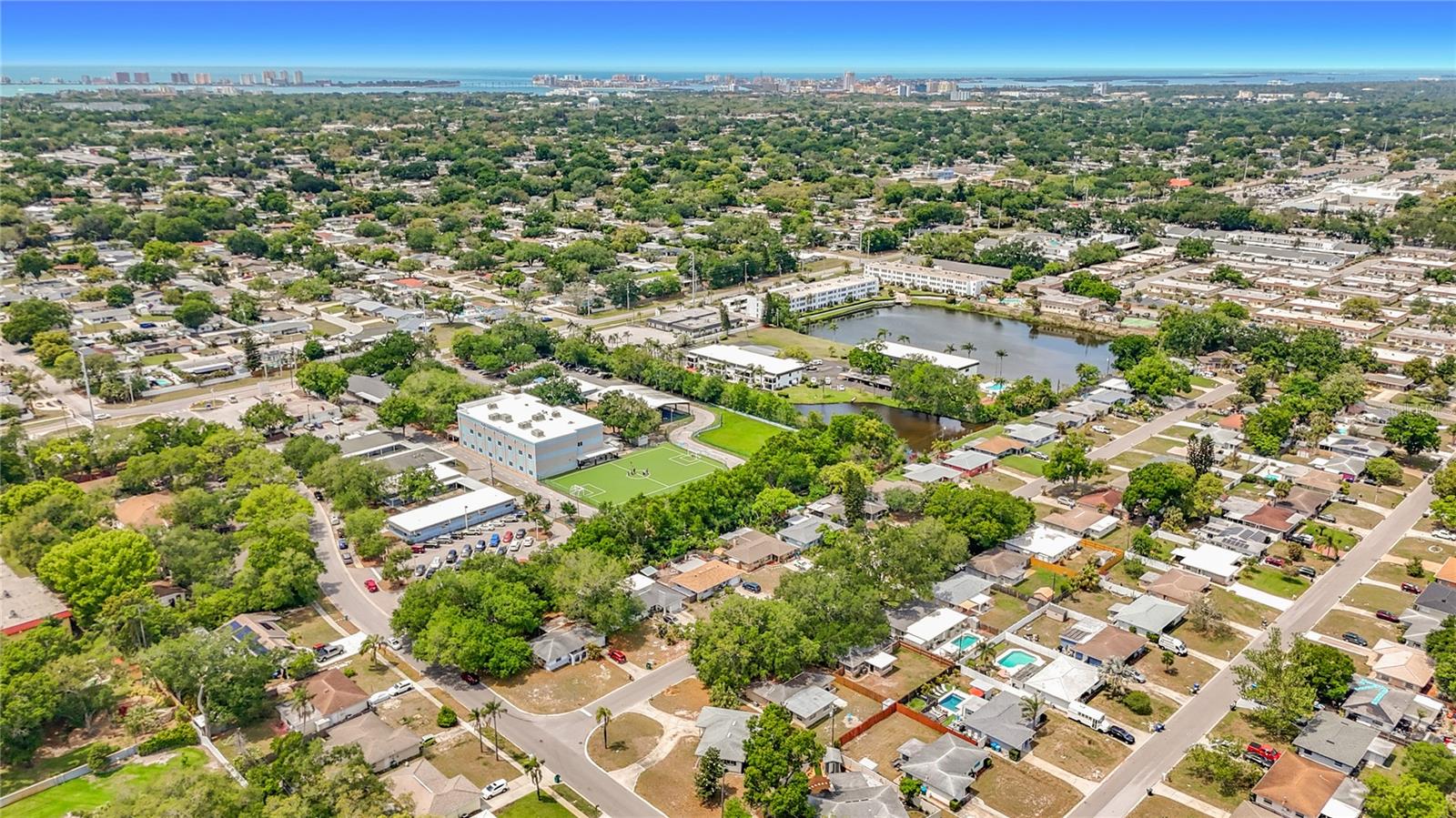 SUNSHINE GROVES - Residential