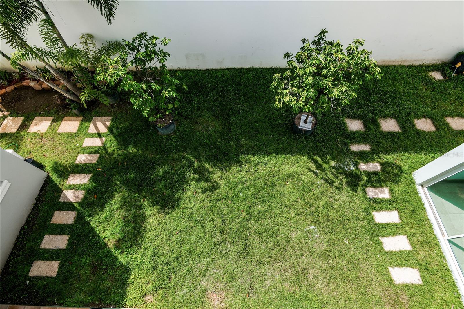 TREASURE POINT #34 - Residential