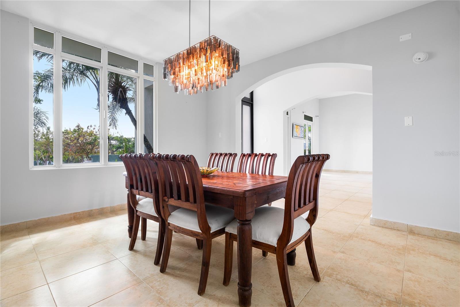 TREASURE POINT #34 - Residential