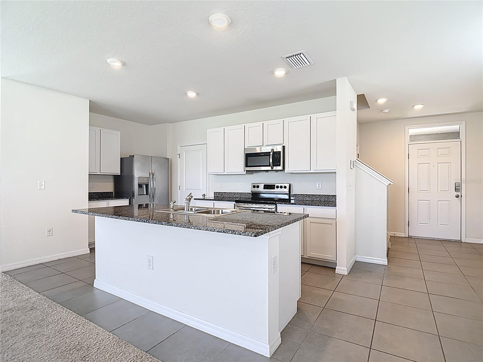 MIRADA PRCL 17-1 - Residential