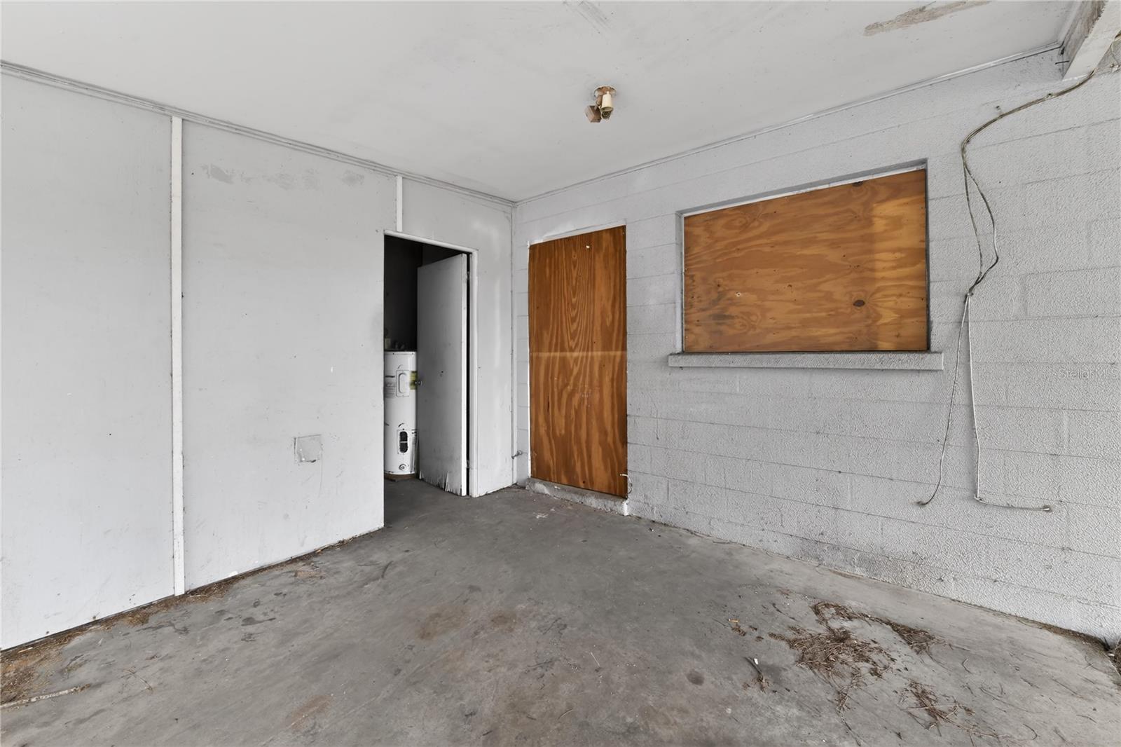 AIRPORT REV - Residential Income