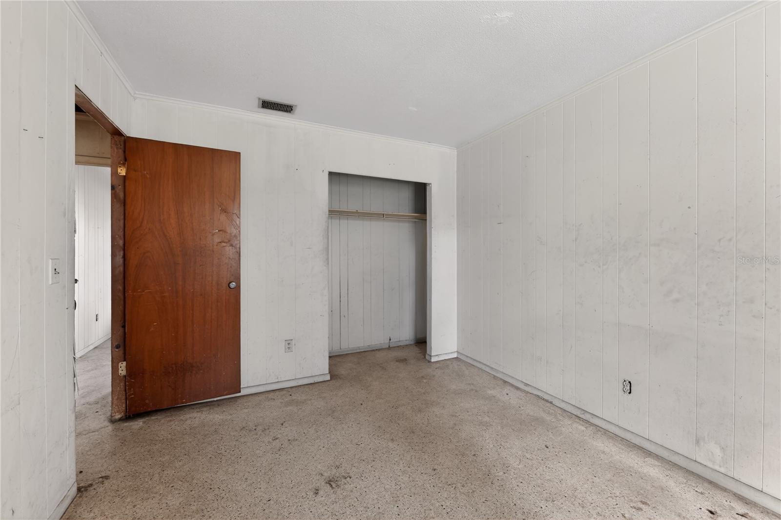 AIRPORT REV - Residential Income