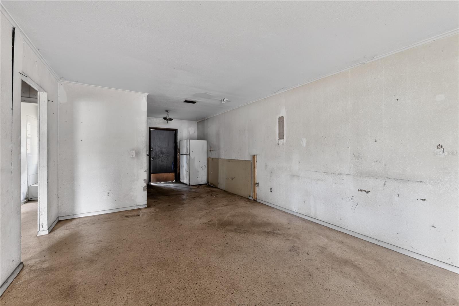 AIRPORT REV - Residential Income