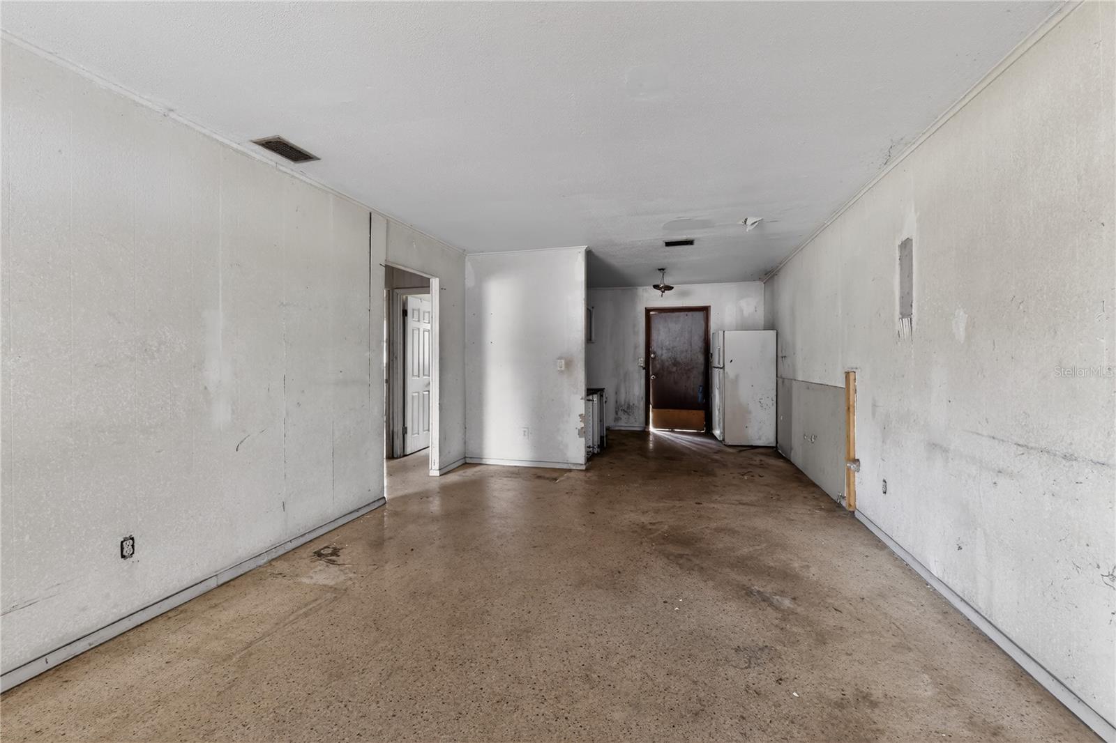 AIRPORT REV - Residential Income