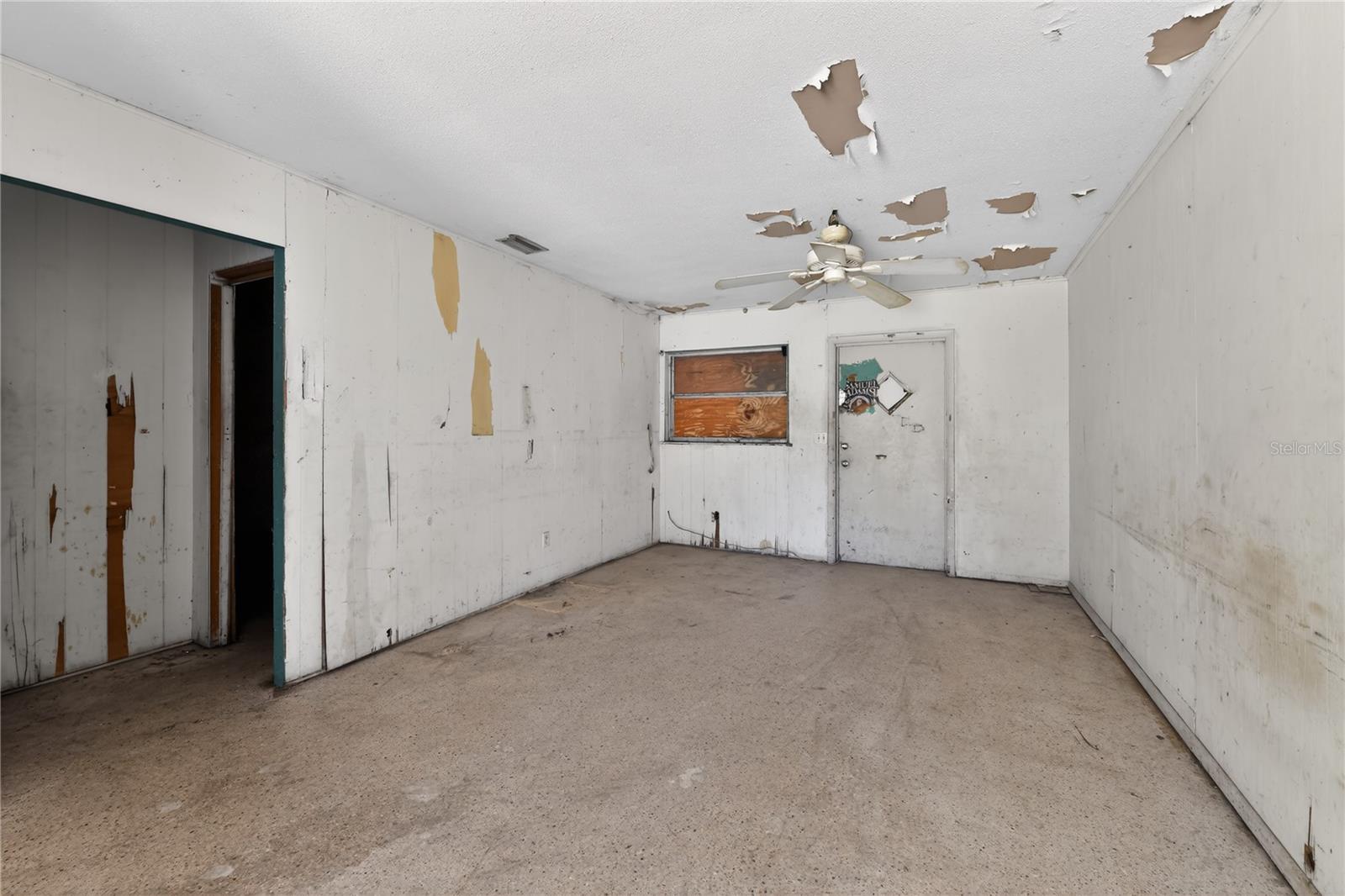 AIRPORT REV - Residential Income