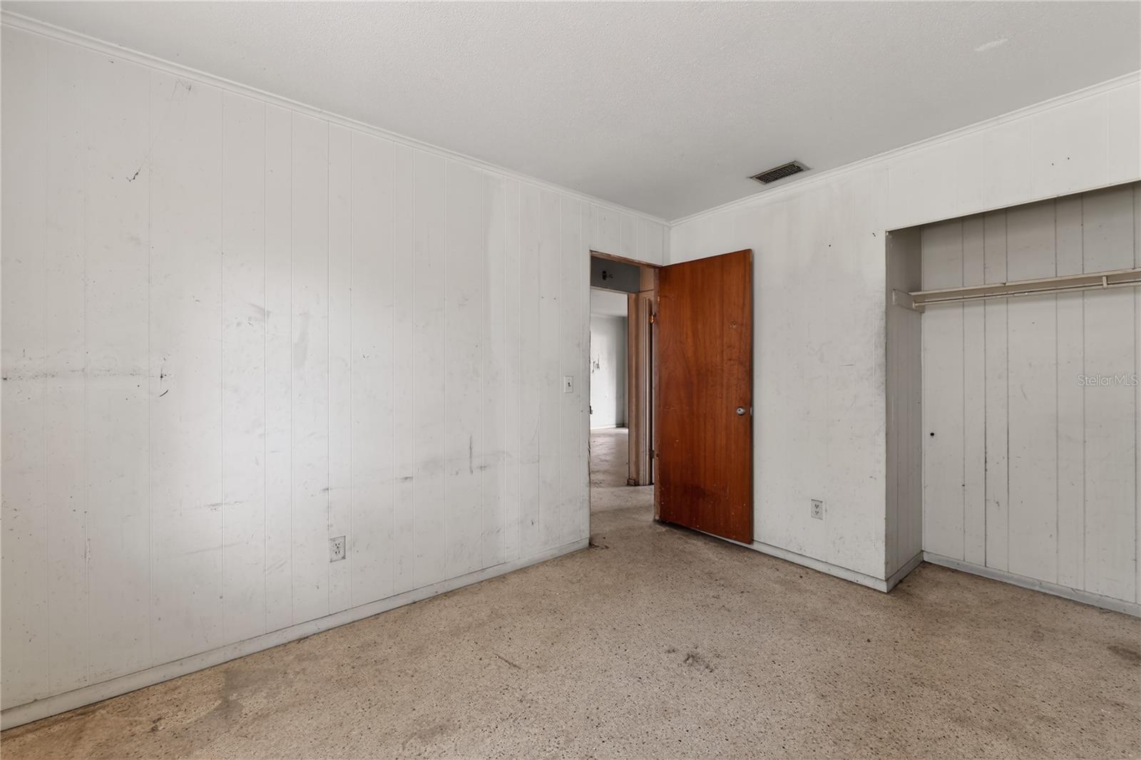 AIRPORT REV - Residential Income