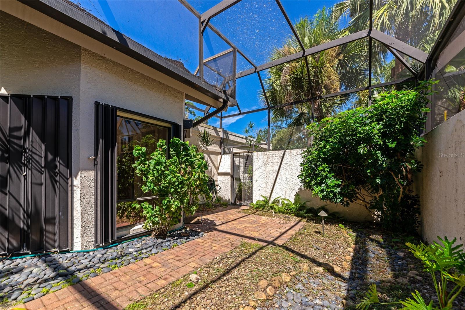 LONGWOOD VILLAS UNIT 2 - Residential