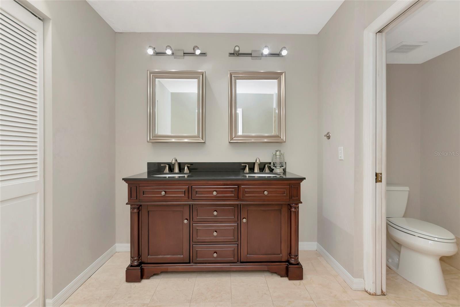 LONGWOOD VILLAS UNIT 2 - Residential