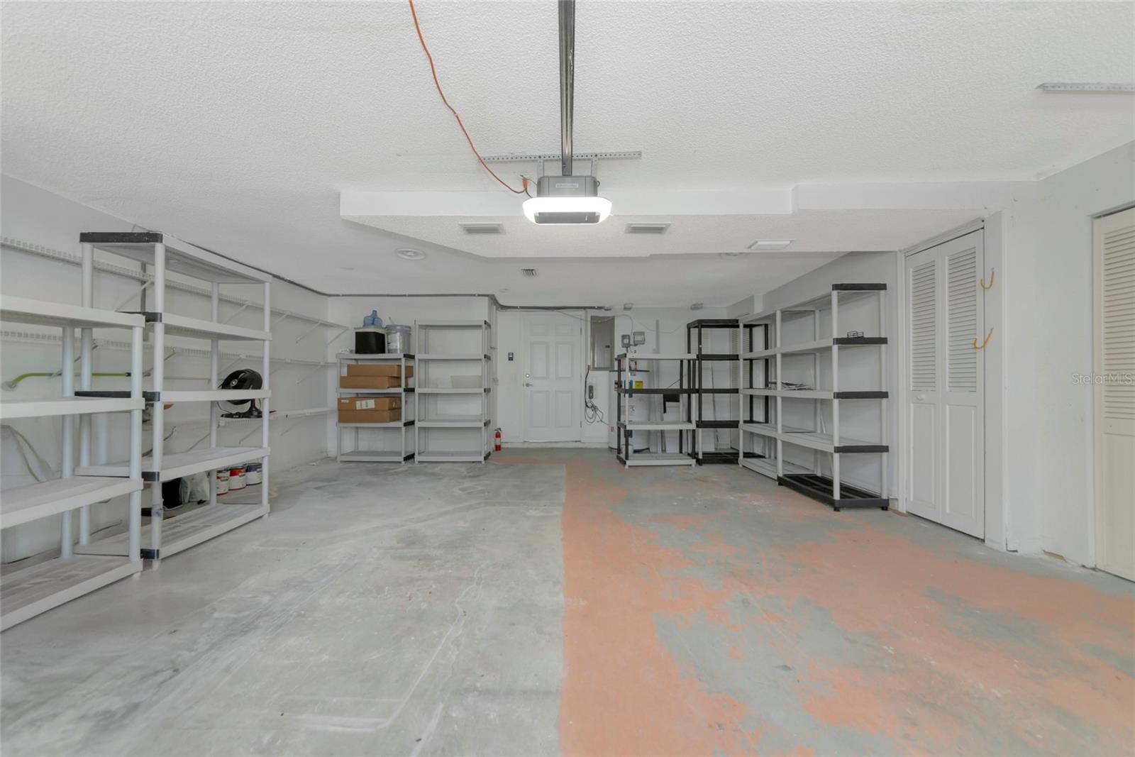 LONGWOOD VILLAS UNIT 2 - Residential