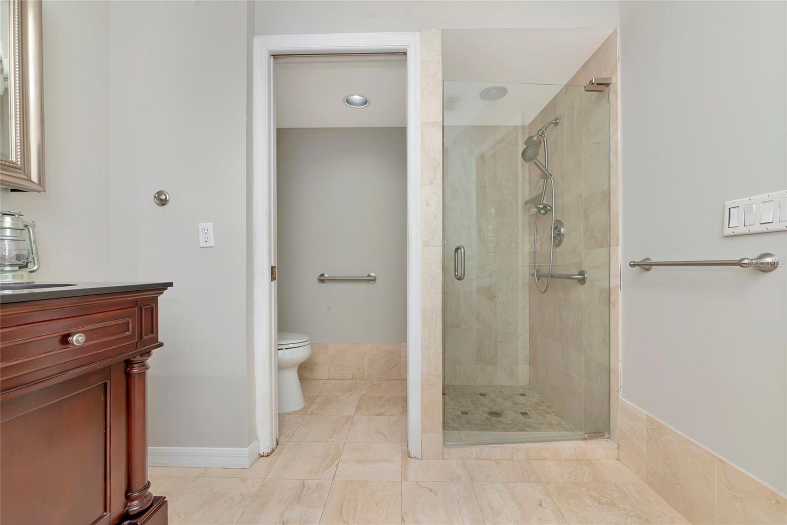 LONGWOOD VILLAS UNIT 2 - Residential