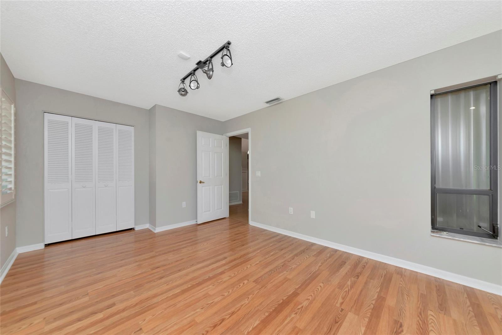 LONGWOOD VILLAS UNIT 2 - Residential