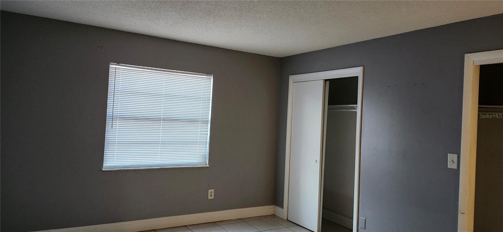 MANHATTAN PALMS - Residential Lease