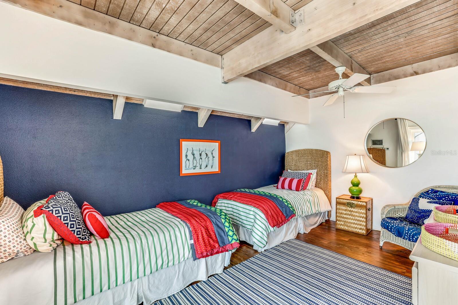 VILLAGE BOCA GRANDE CLUB PHII - Residential