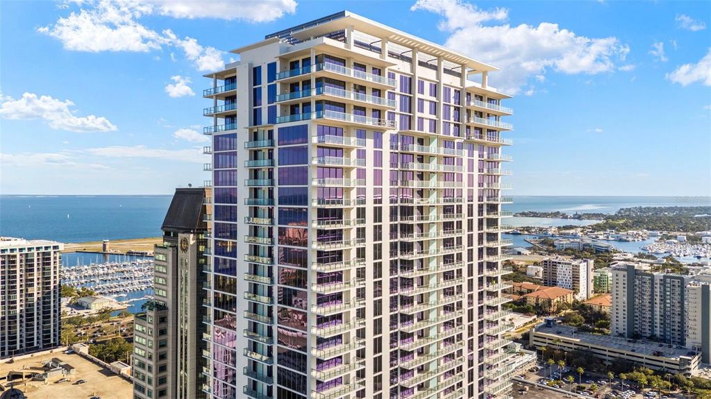 Photo of 275 1st Avenue S #2206, St Petersburg, FL 33701 (MLS # TB8478971)