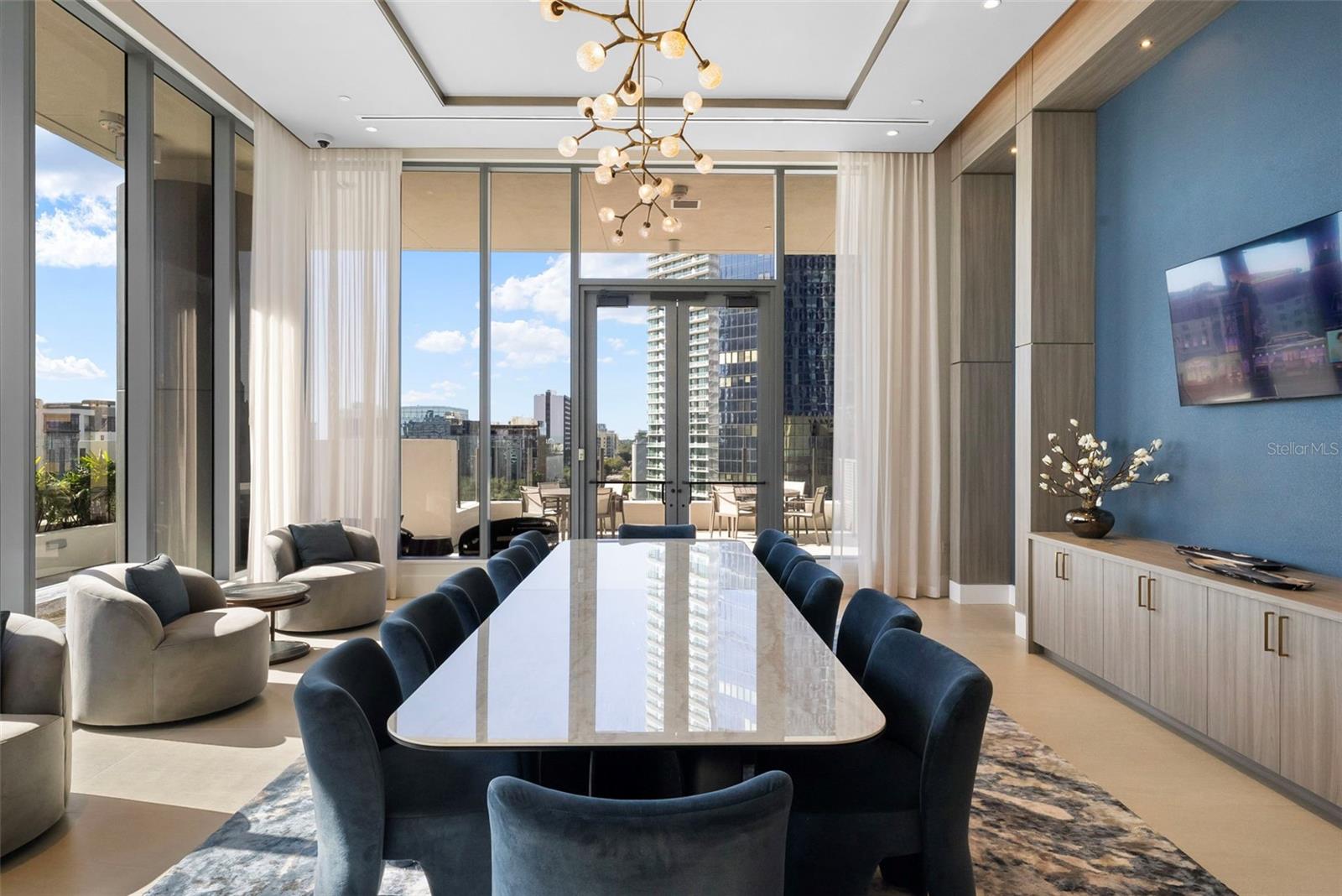 ART HOUSE - Residential