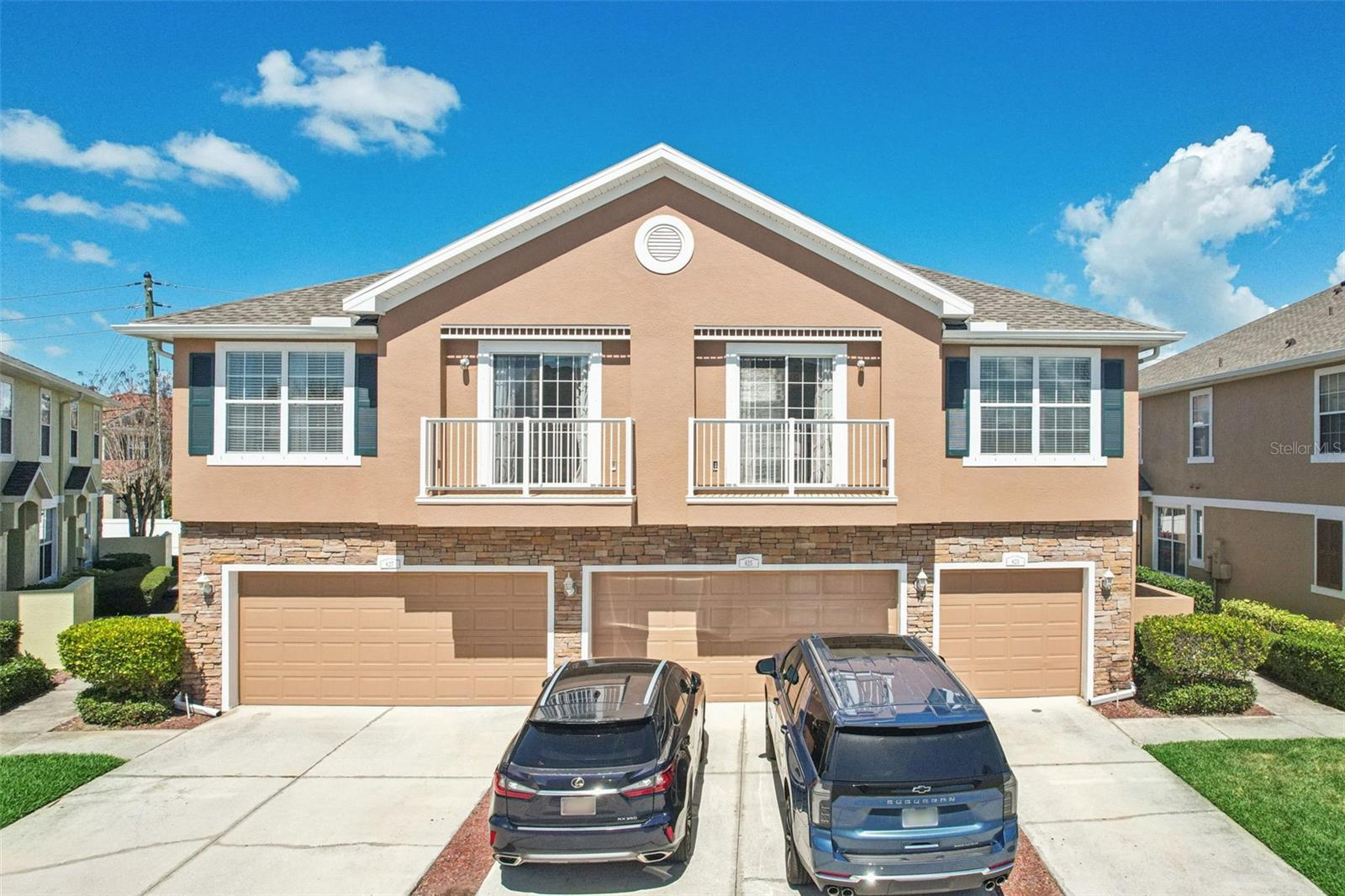 BAY BREEZE COVE - Residential