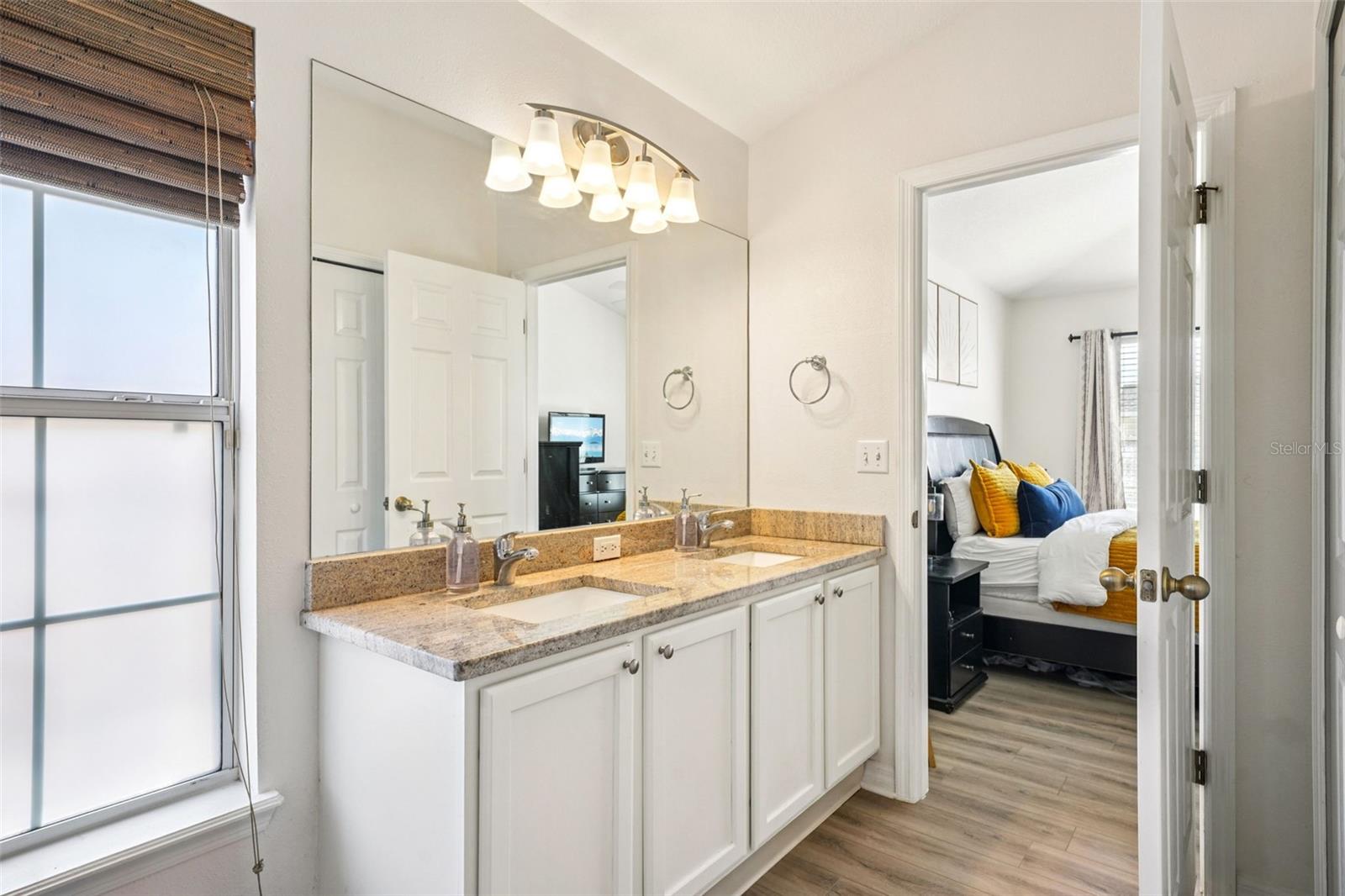 BAY BREEZE COVE - Residential