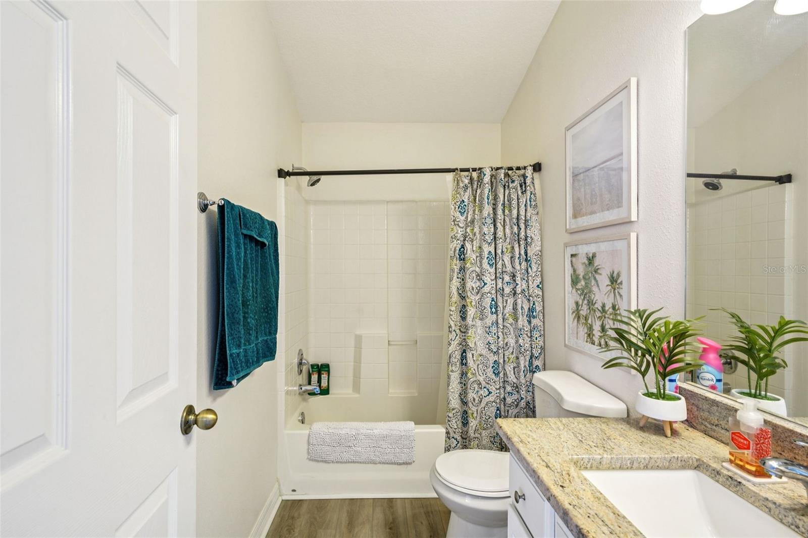 BAY BREEZE COVE - Residential