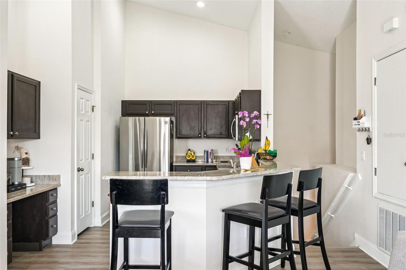 BAY BREEZE COVE - Residential