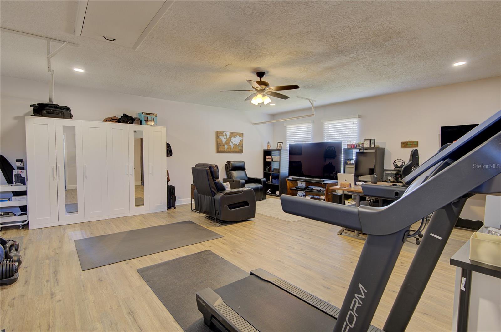 CYPRESS LANDING AT SABAL POINT - Residential