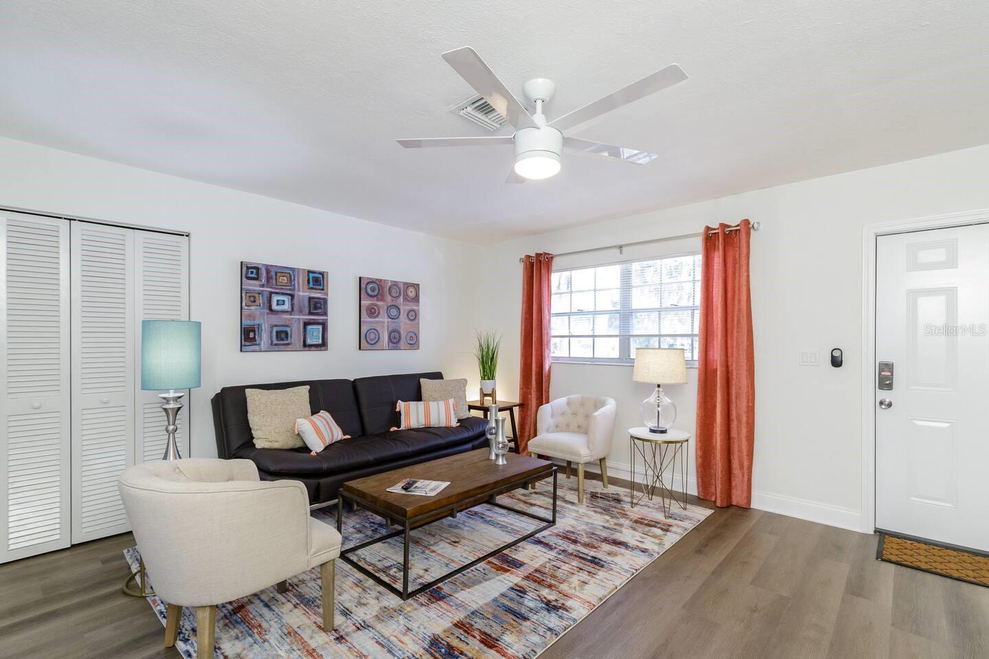 LOT 15 BLK B REV PLAT OF VALENCIA TERRACE - Residential Lease