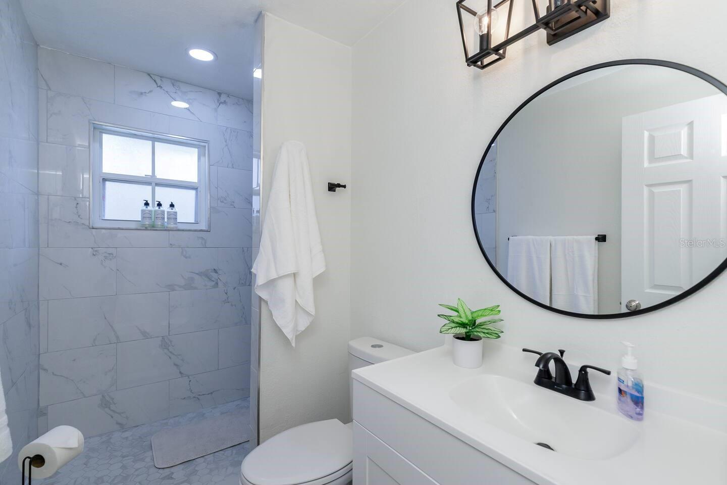 LOT 15 BLK B REV PLAT OF VALENCIA TERRACE - Residential Lease