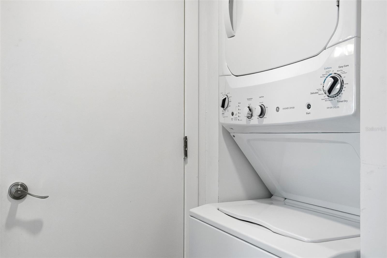 LAKES OF CAPRI - Residential