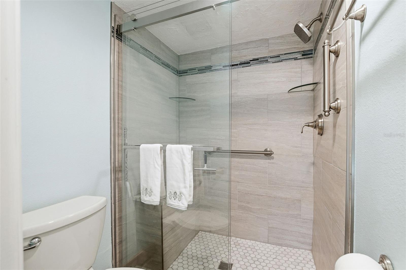 LAKES OF CAPRI - Residential