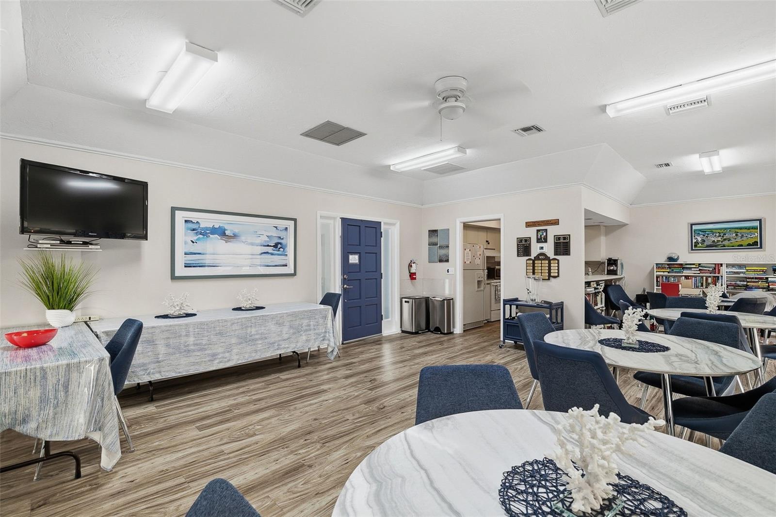 LAKES OF CAPRI - Residential