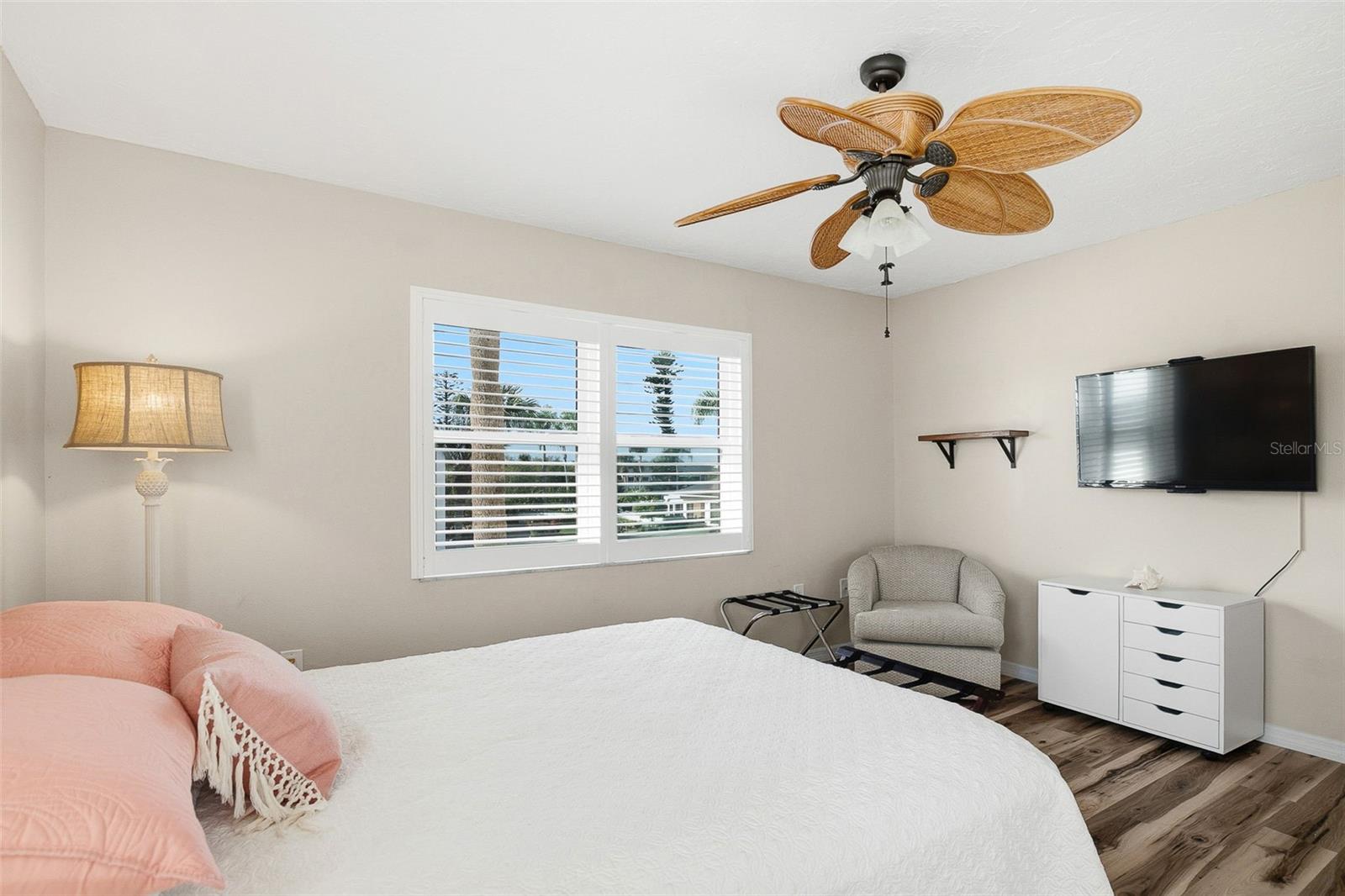 LAKES OF CAPRI - Residential