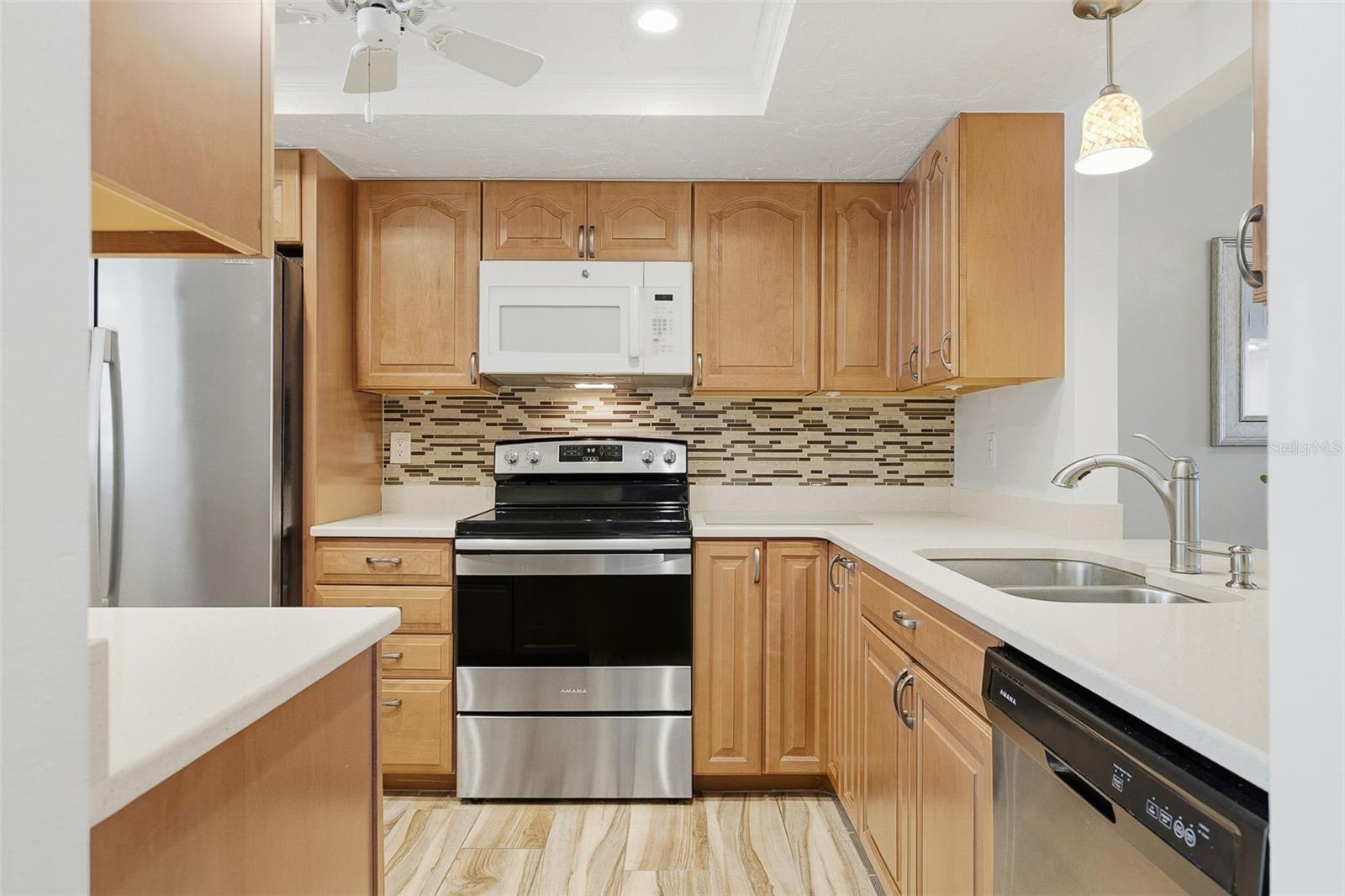 LAKES OF CAPRI - Residential