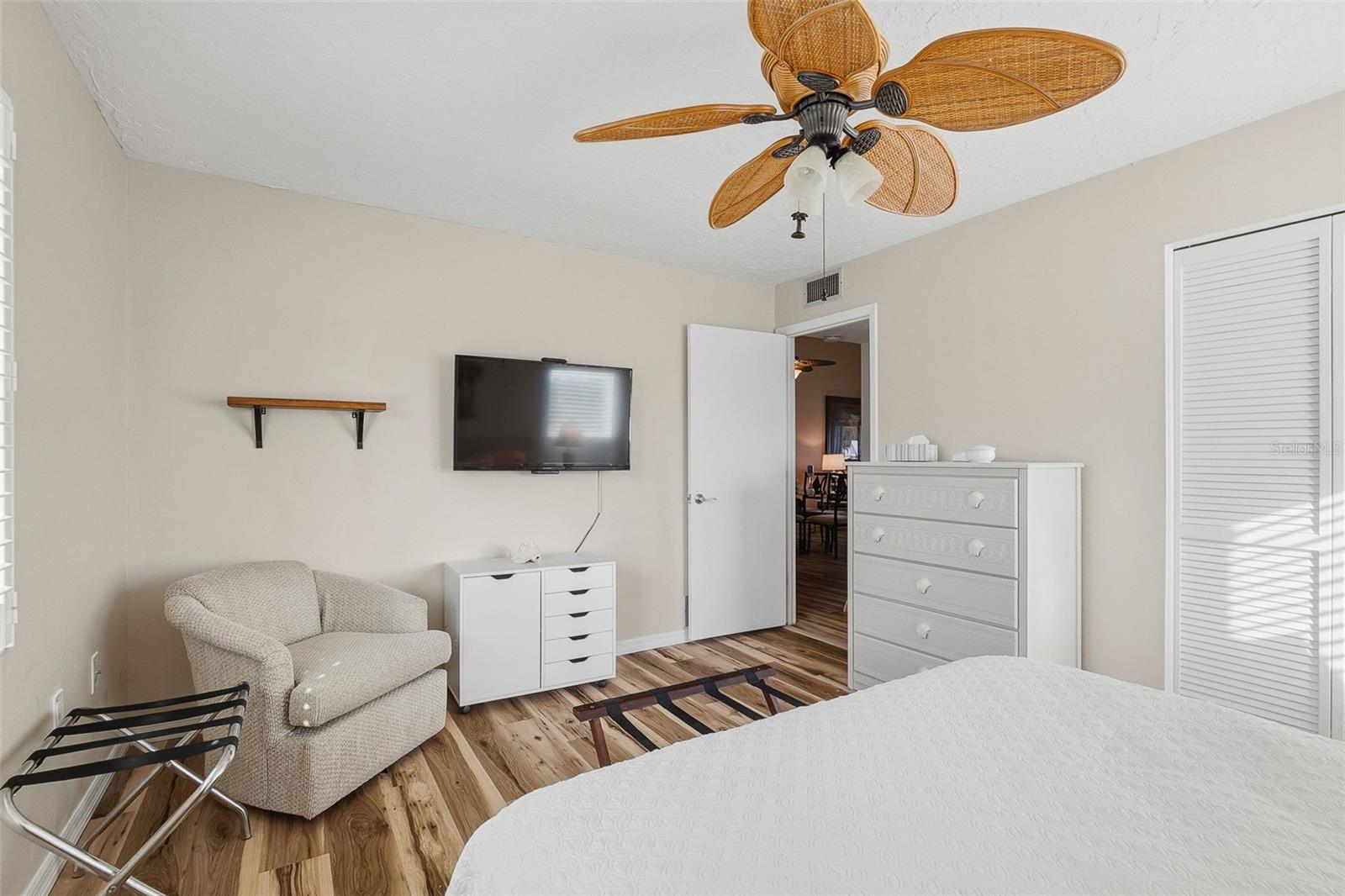 LAKES OF CAPRI - Residential