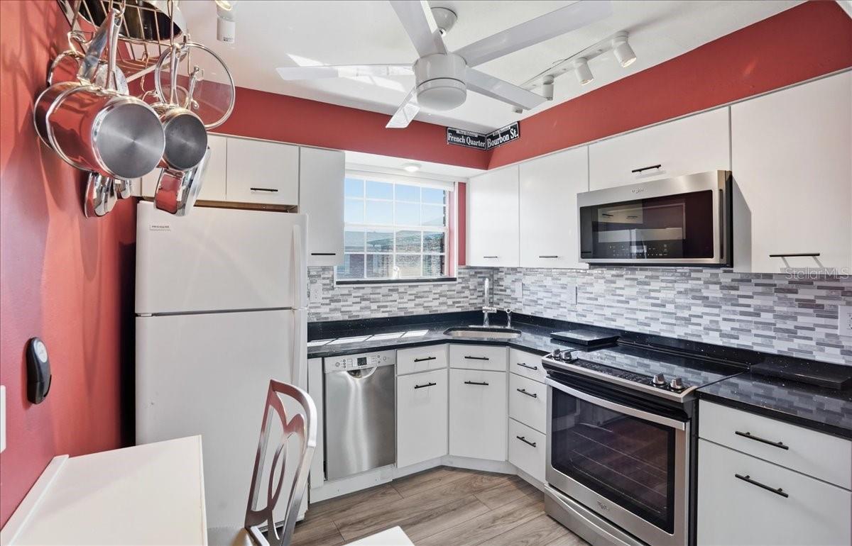 PATRIOT SQUARE APTS - Residential