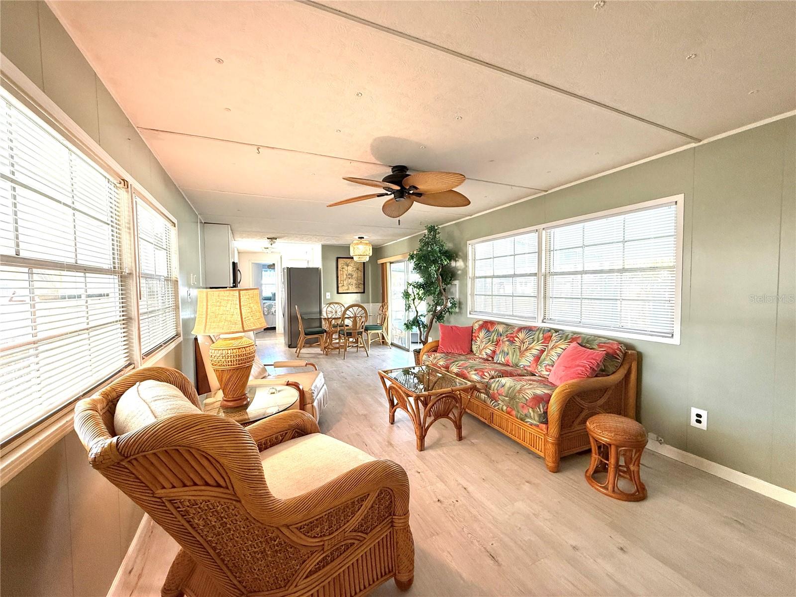 134 W SAINT ANNES CIRCLE