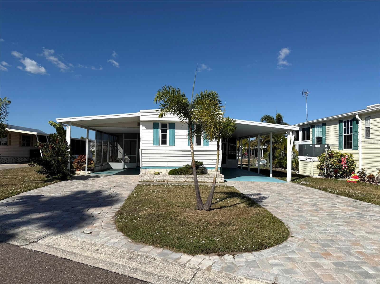 134 W SAINT ANNES CIRCLE