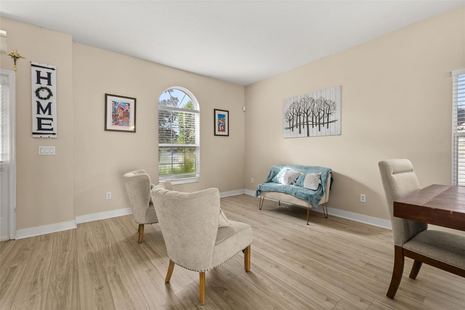 1404 SWAINSON COURT