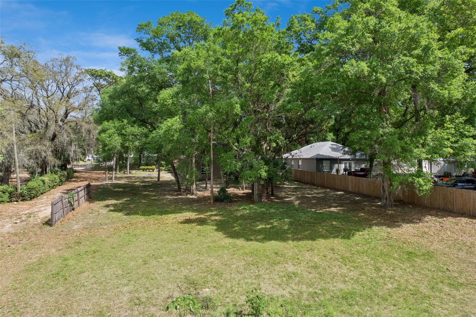 LAKE JEWELL HEIGHTS - Residential