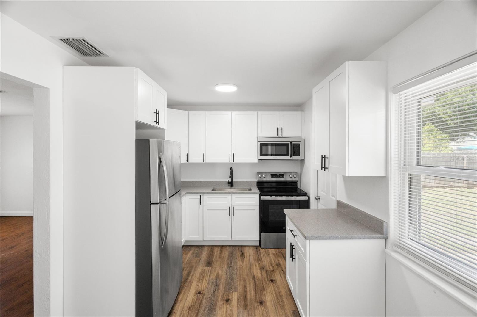 FLORAL VILLA ESTATES - Residential