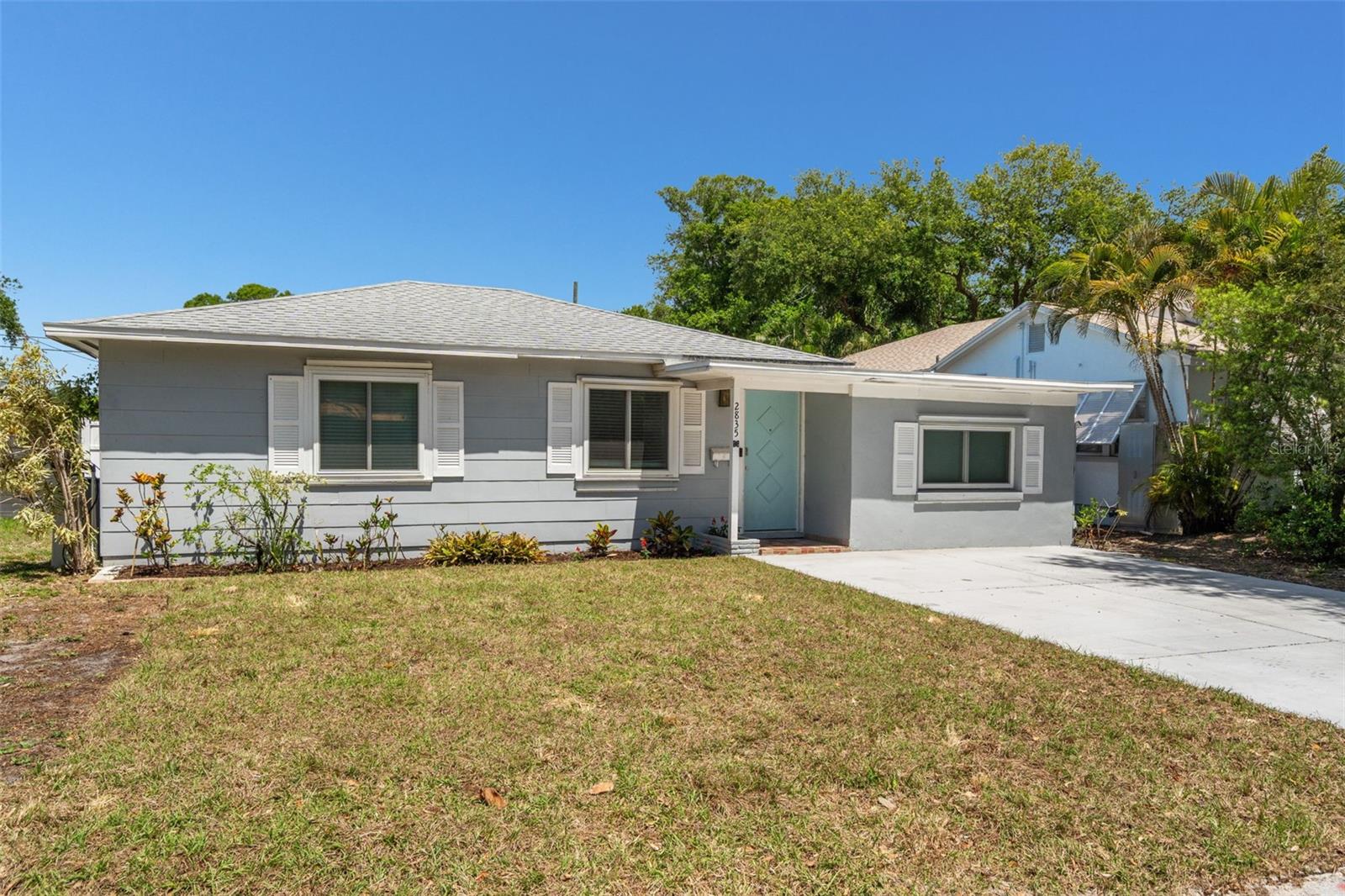 FLORAL VILLA ESTATES - Residential