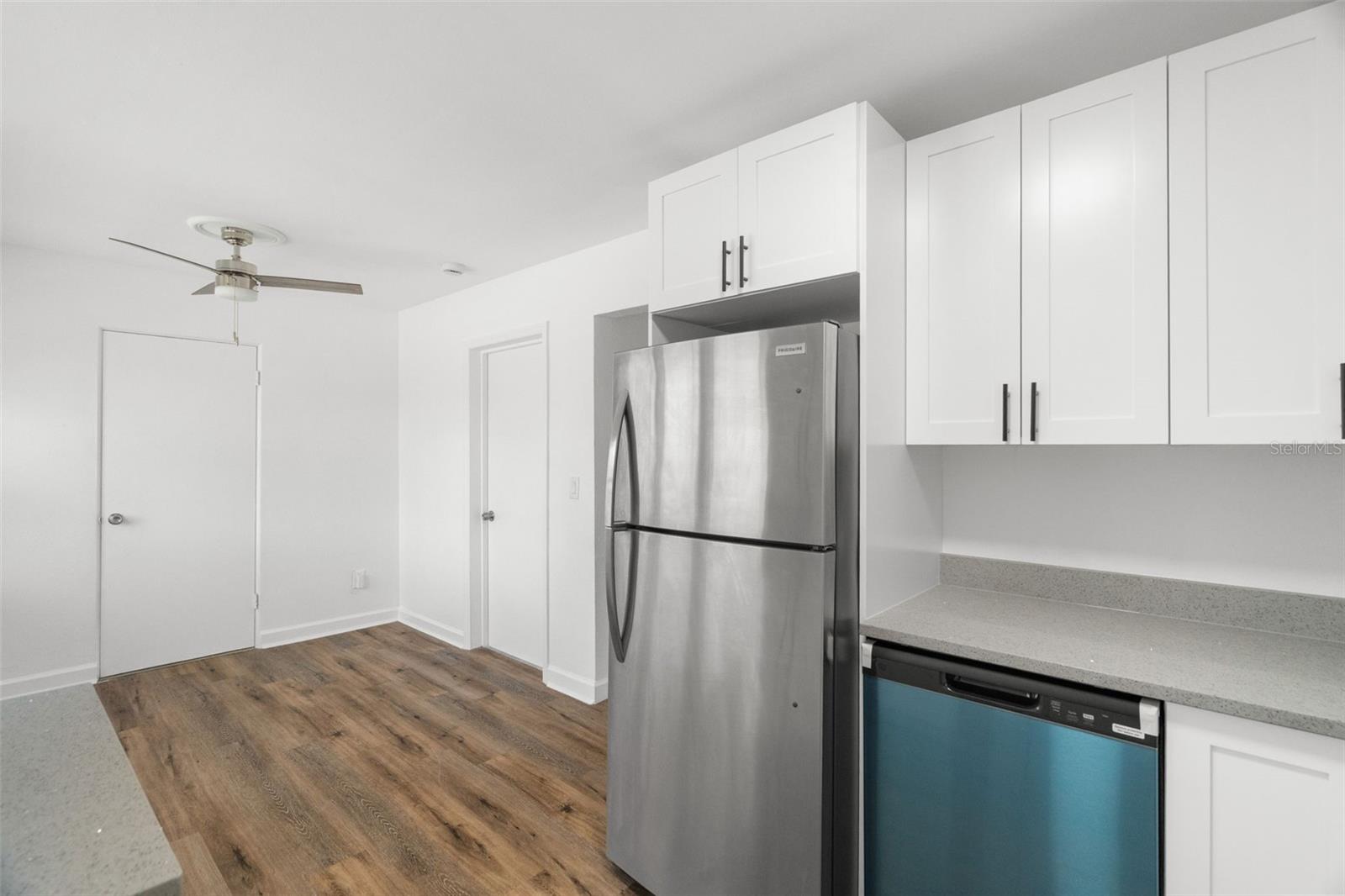 FLORAL VILLA ESTATES - Residential