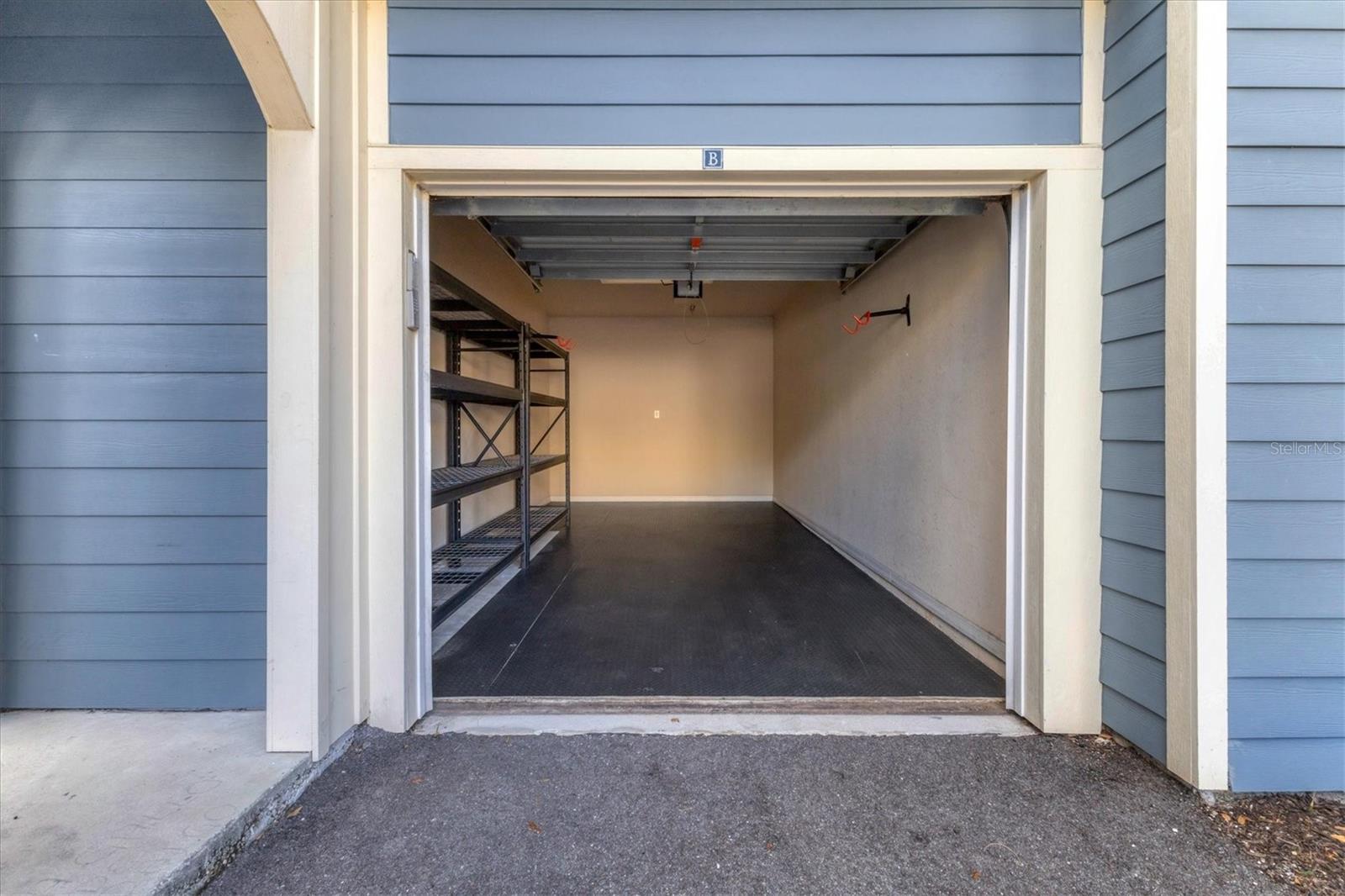 ADMIRALS WALK - Residential