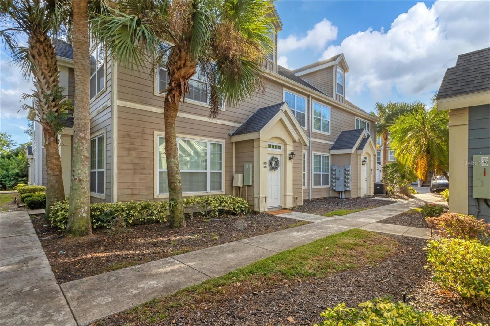 ADMIRALS WALK - Residential