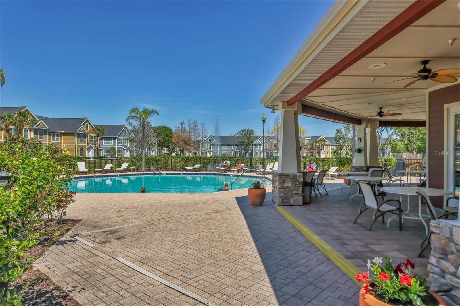 ADMIRALS WALK - Residential
