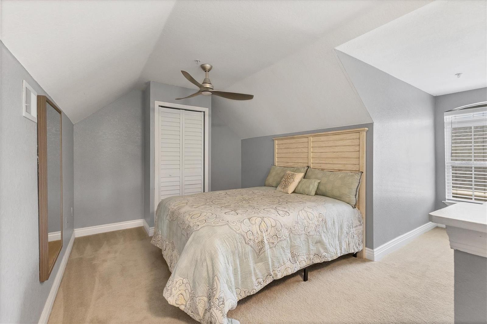 ADMIRALS WALK - Residential