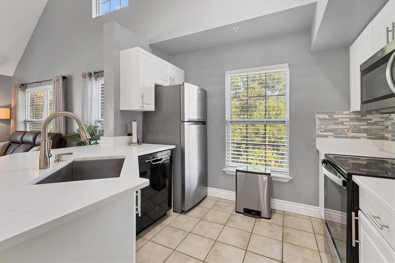 ADMIRALS WALK - Residential