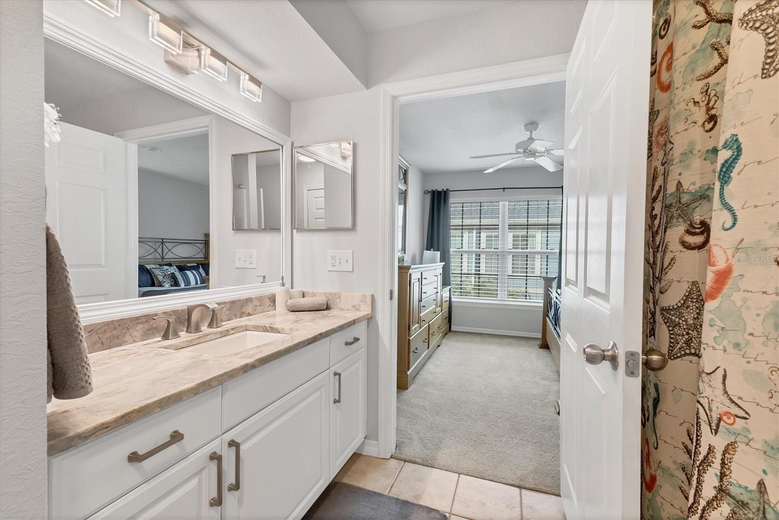 ADMIRALS WALK - Residential