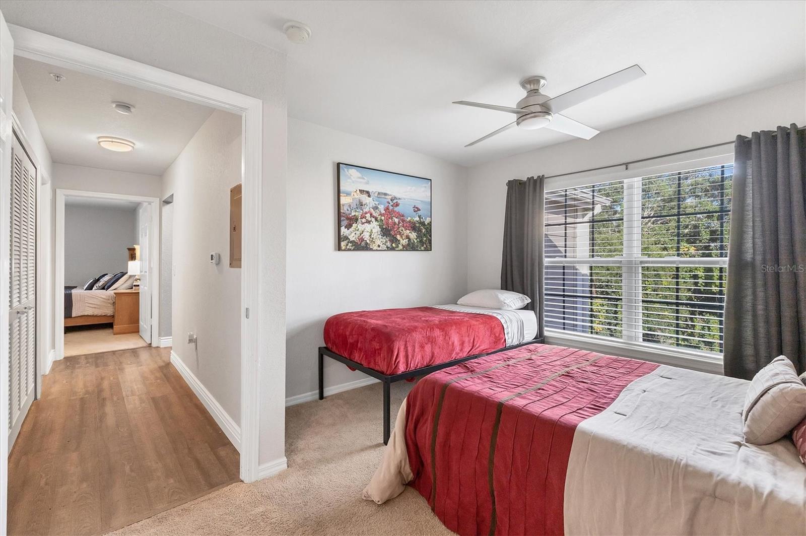 ADMIRALS WALK - Residential